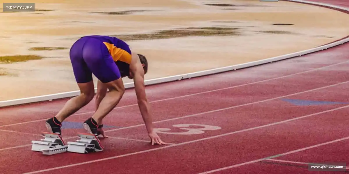 必一🏊‍♀️无论泳池还是赛场，破浪前行，才是青春的模样！